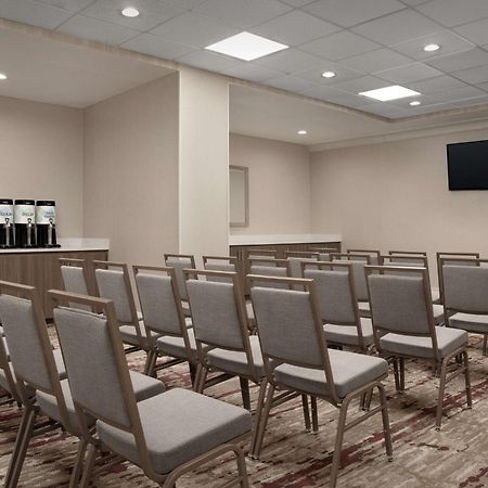 Hilton Garden Inn Philadelphia-Fort Washington Exterior foto